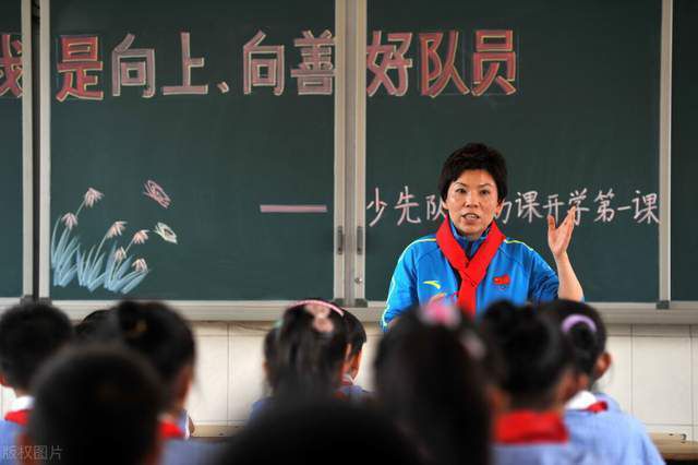 自从今夏加盟皇马后，居勒尔还没有在正式比赛中为球队登场过，他饱受伤病困扰，至今还未完全康复。